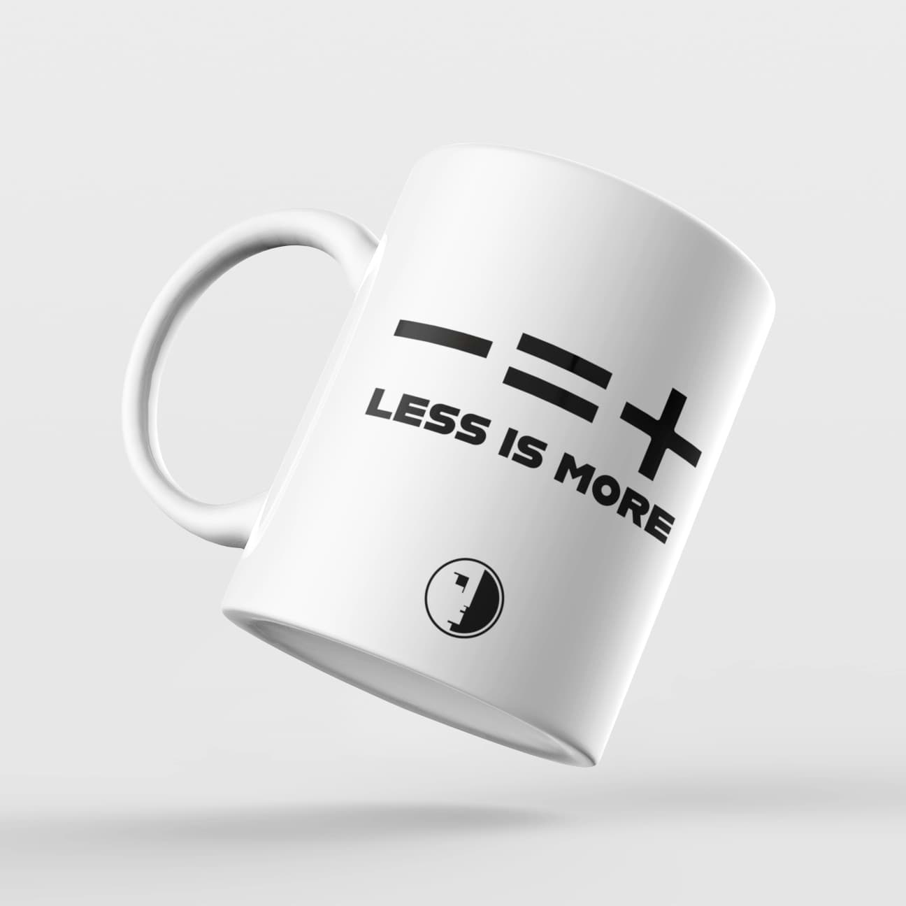 Less is more Cup resmi