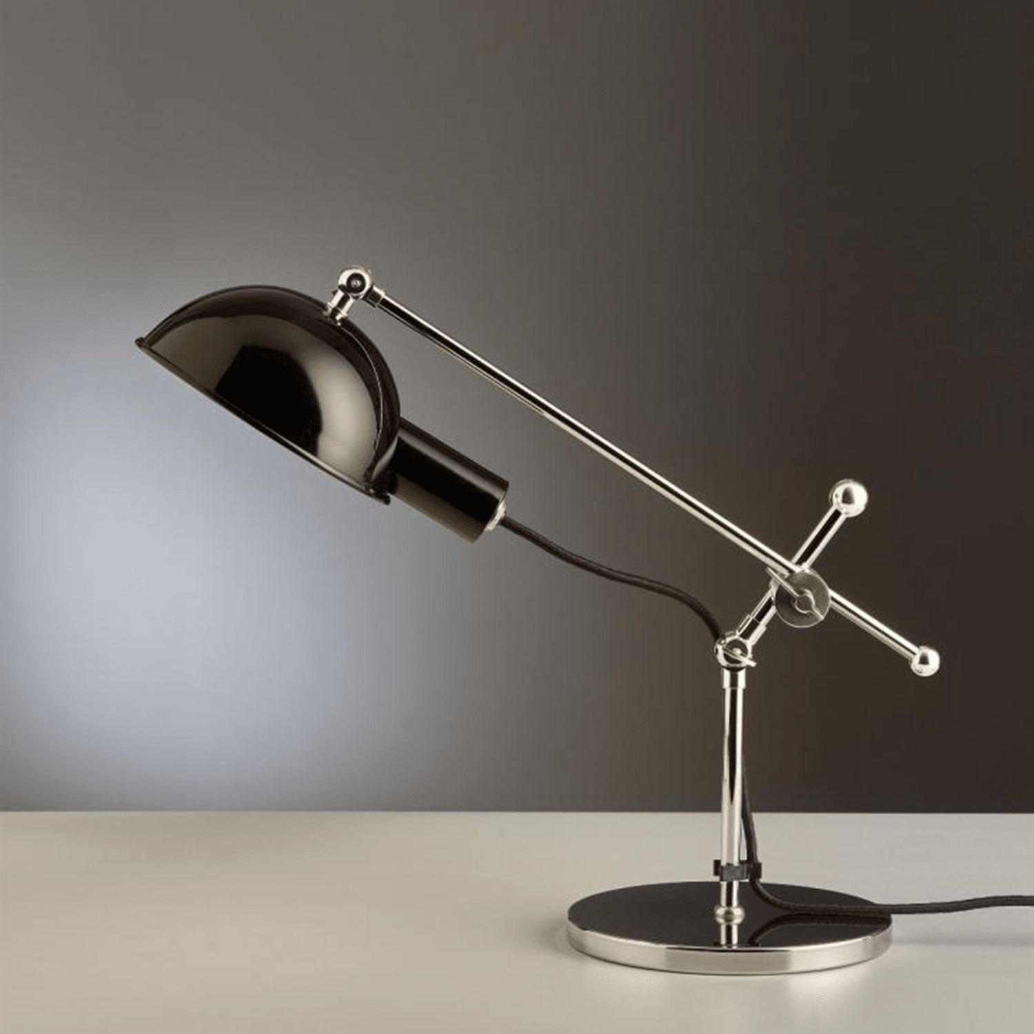 Изображение Настольная лампа Bauhaus SF 27